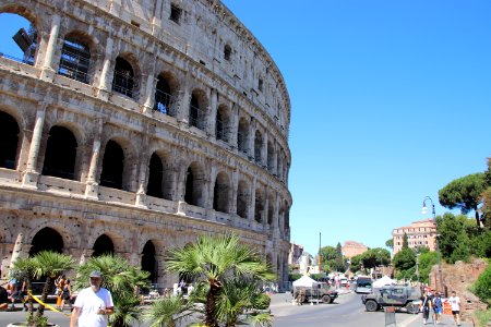 Colosseum (48412952807) photo
