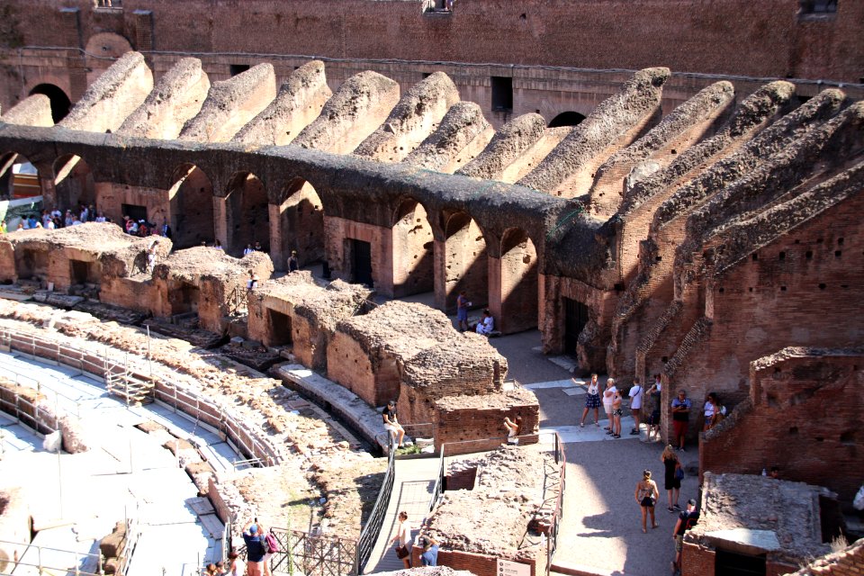 Colosseum (48416310287)