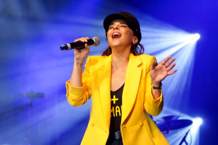 CONCIERTO CHENOA - FERIA LAGUNAS MIJAS 2018 60 (42433987664)