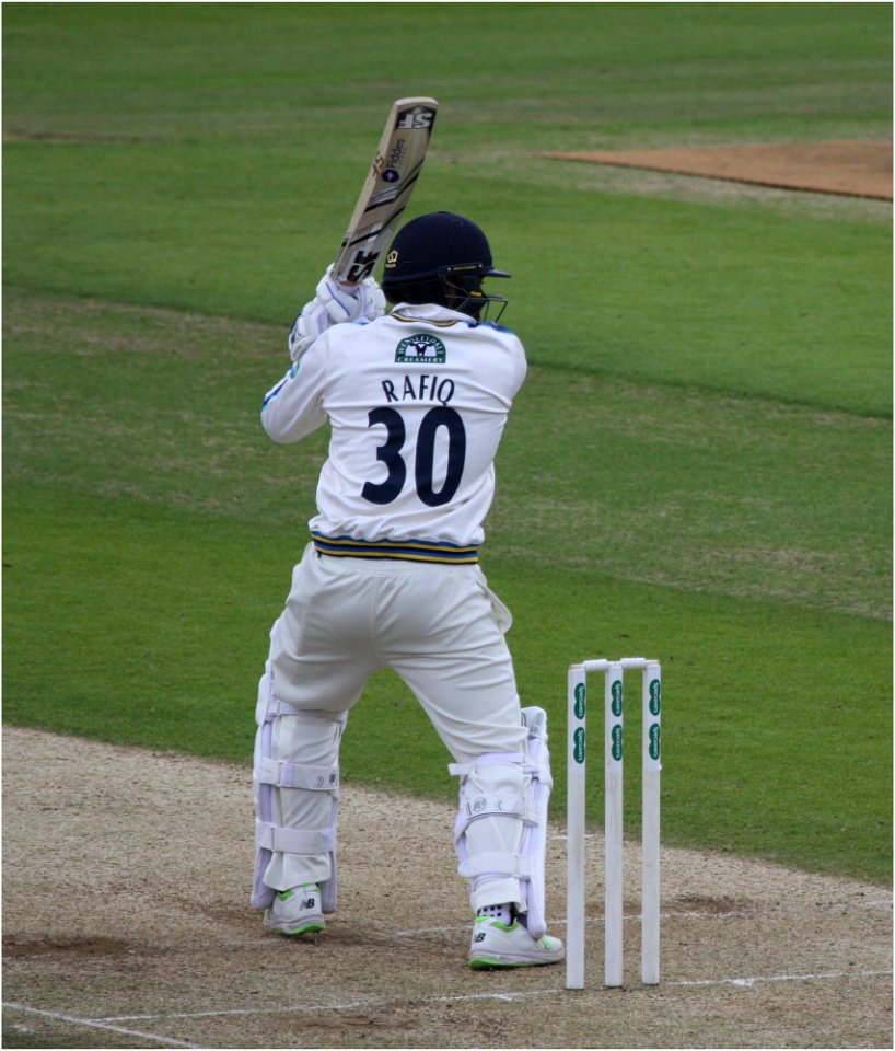 Confident Azeem Rafiq 2017 Yorks v Lancs (34920202112)