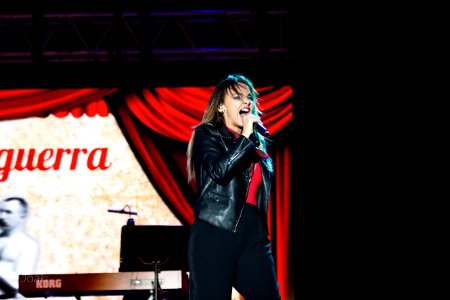 CONCIERTO CHENOA ZARAGOZA - FIESTAS PILAR 2018 IMG 2720-imp (44439068294)