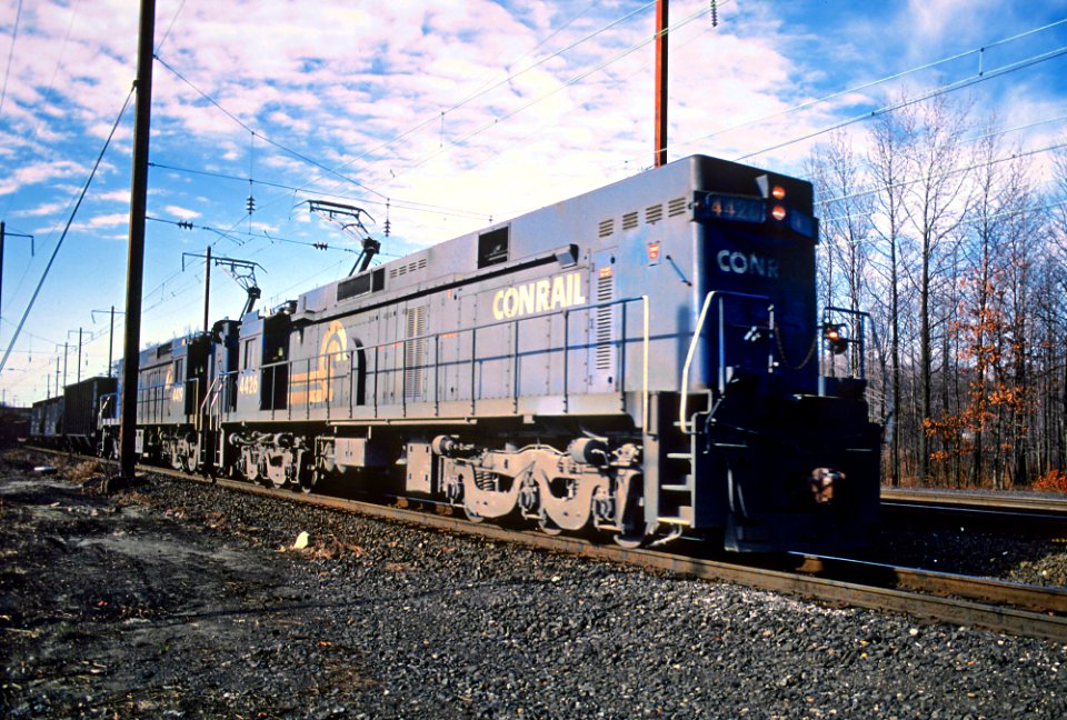 Conrail E44s -- 3 Photos (33905771746)