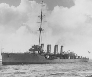 Cruiser HMS Fearless (1912) (51084984642) photo