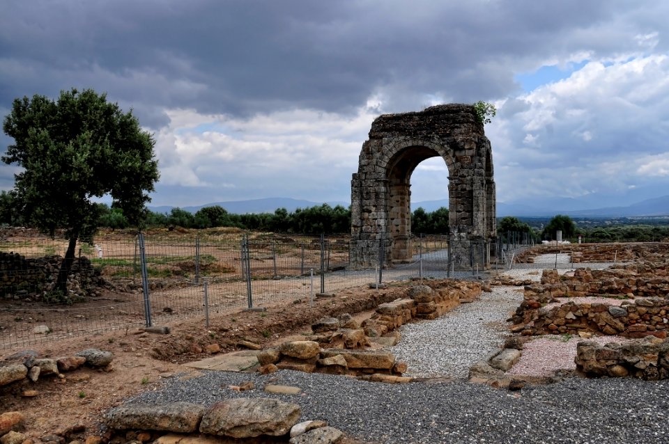 Cáparra - Cáceres (18896466842)