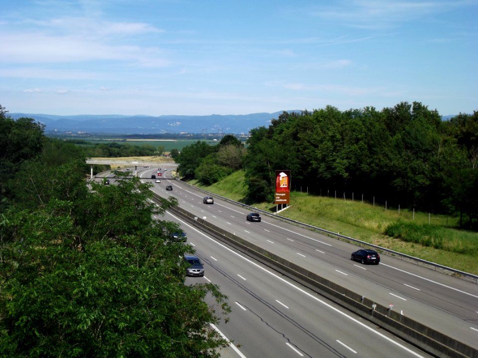 Côtière de l'Ain - 201906 0283 (50209534958)