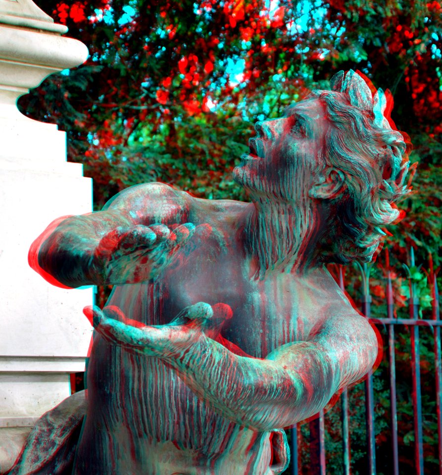 Detail Monument Delacroix in Jardin du Luxembourg Paris 3D (36718604753)