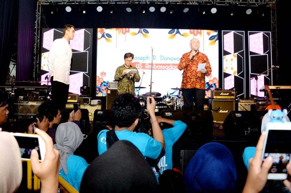 Dubes Donovan Hadiri Ramadan Jazz Festival (42393830452)