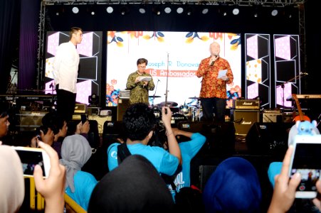 Dubes Donovan Hadiri Ramadan Jazz Festival (42393830452)