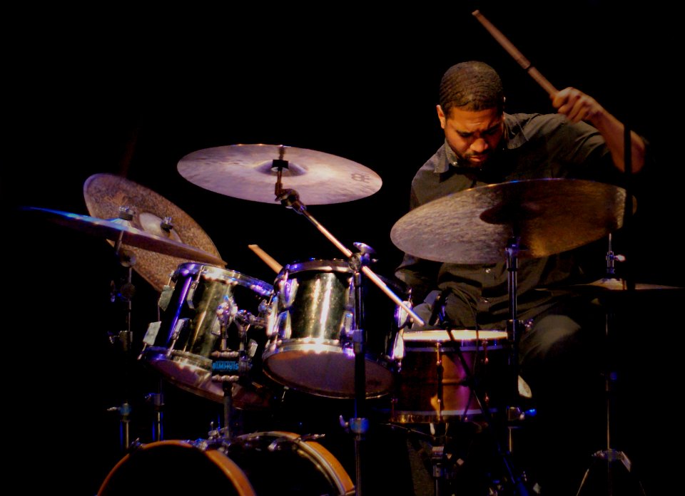 Dual Identity 18 december 2011 BIM Amsterdam - Damion Reid (50890975433)
