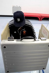 Duggan voting at Butzel Family Ctr.-2408 (50433526076)