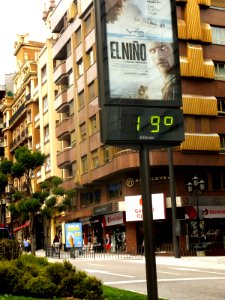 El tiempo en Oviedo (14823766327)