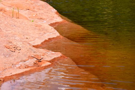 Edge of the Water (35547703941)