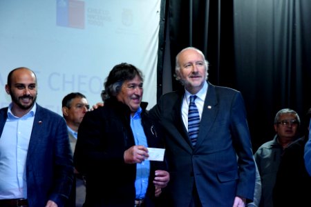 ENTREGA DE BENEFICIOS PARA PEQUEÑOS MINEROS DE LA PROVINCIA DE PETORCA (43706767955)