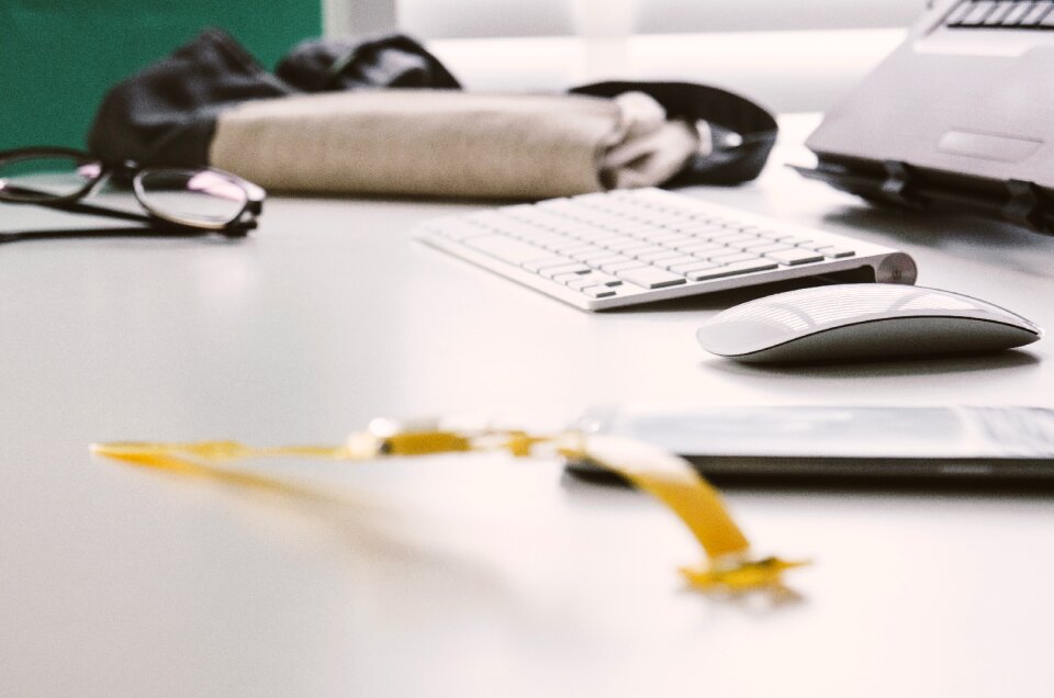 Keyboard mouse eyeglasses