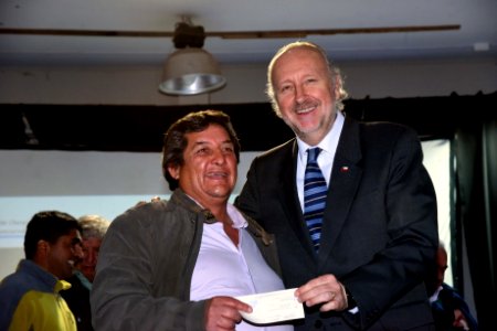 ENTREGA DE BENEFICIOS PARA PEQUEÑOS MINEROS DE LA PROVINCIA DE PETORCA (44566124912)