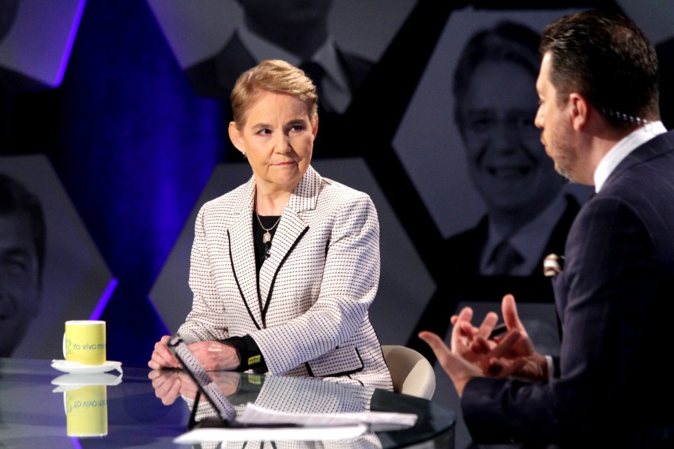 Entrevista de la ministra de Gobierno, Alexandra Vela, en el programa Politicamente Correcto. 01.10.2021 (51548676662)