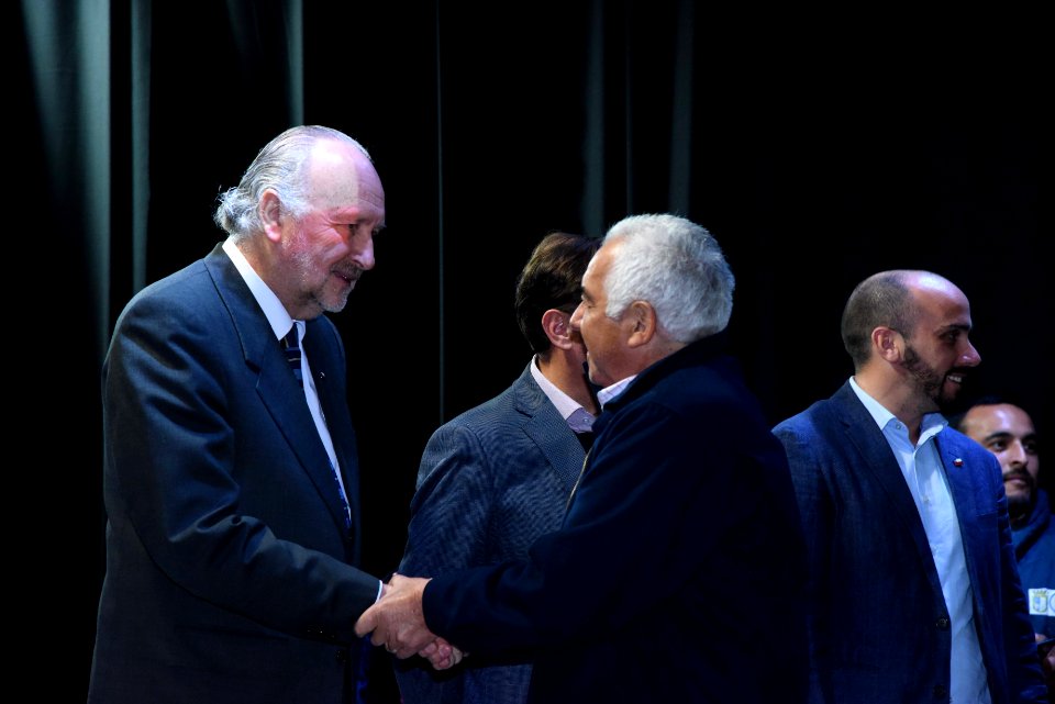 ENTREGA DE BENEFICIOS PARA PEQUEÑOS MINEROS DE LA PROVINCIA DE PETORCA (43706769185)
