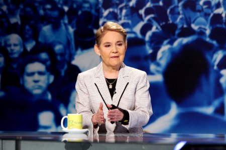 Entrevista de la ministra de Gobierno, Alexandra Vela, en el programa Politicamente Correcto. 01.10.2021 (51550400195)