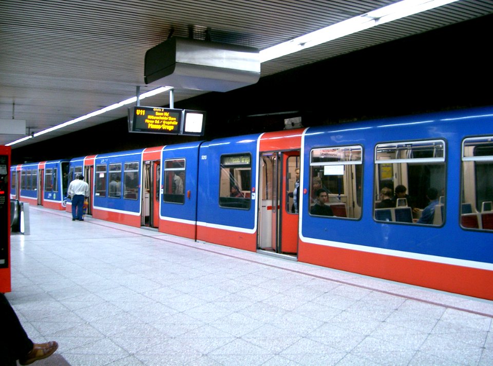 EVAG5210-DLR-P86-10-CIMG0690 (36691594355)
