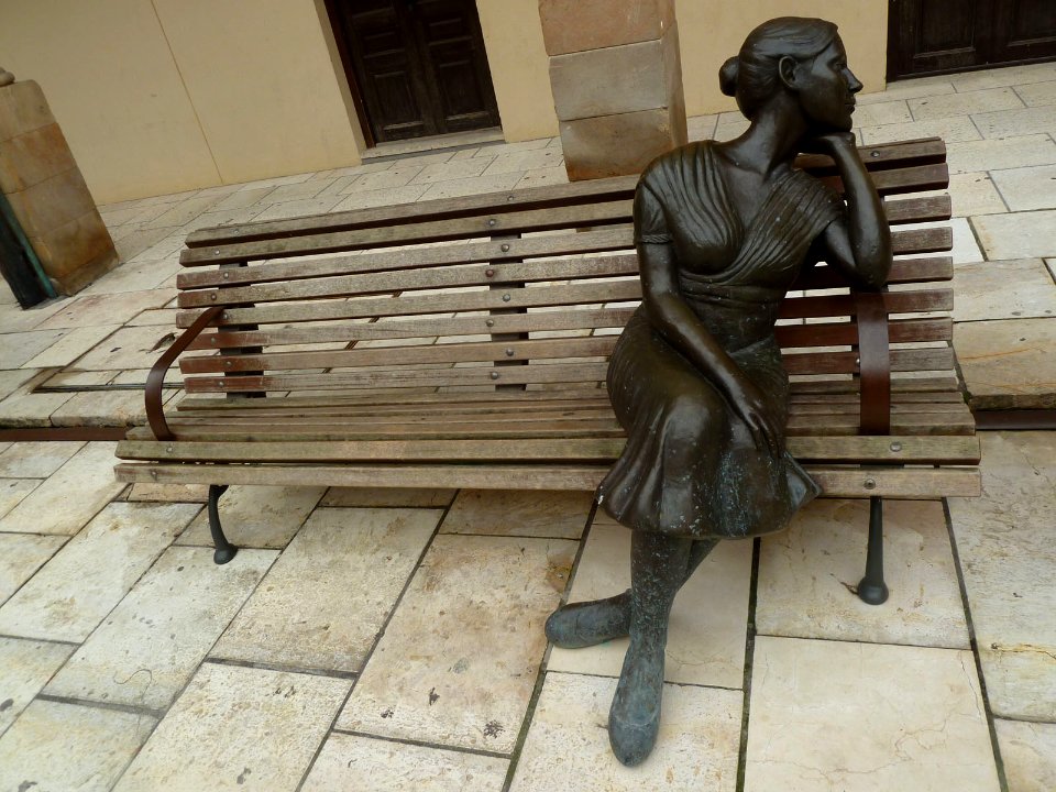 Esculturas de Oviedo (15123878161)