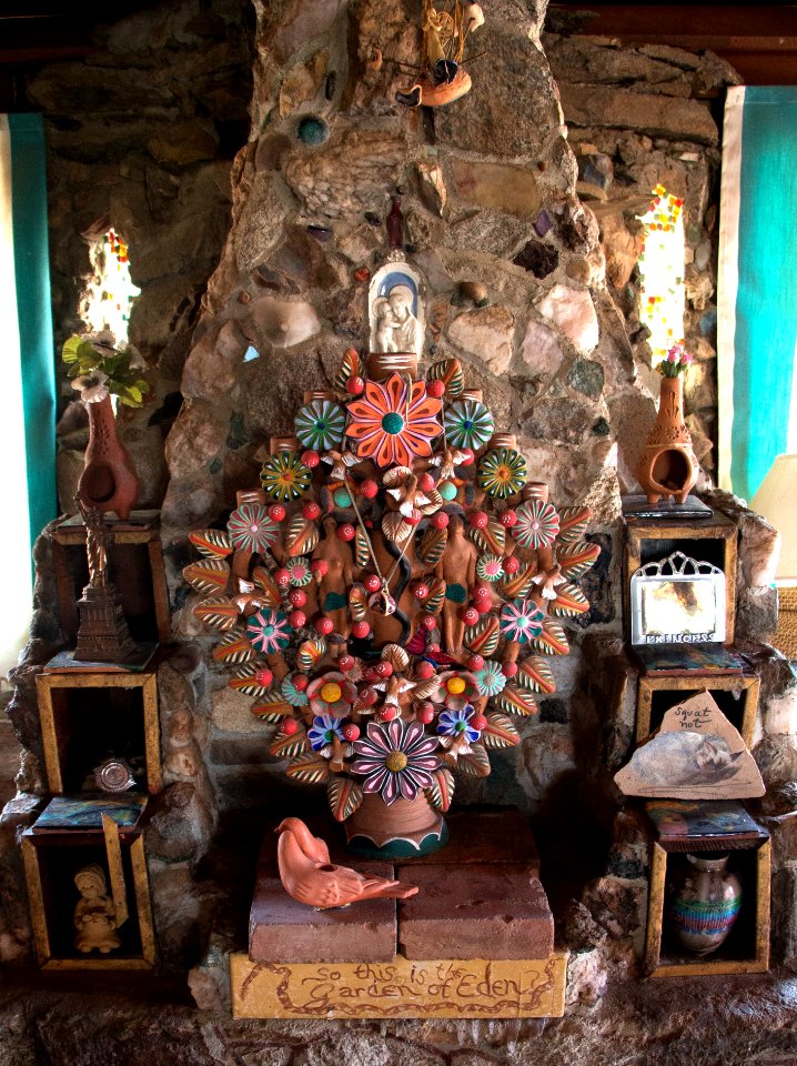 Fireplace with Tree of Life (14405971916)