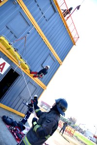 FIRMA DE COOPERACIÓN ENTRE BOMBEROS Y MINISTERIO DE MINERÍA (36804232721)