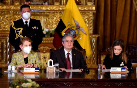 Firma del Registro Único contra la Violencia, con la presencia de la ministra Alexandra Vela. 27-09-2021 (51523577622)