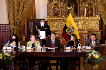 Firma del Registro Único contra la Violencia, con la presencia de la ministra Alexandra Vela. 27-09-2021 (51524380261)