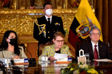 Firma del Registro Único contra la Violencia, con la presencia de la ministra Alexandra Vela. 27-09-2021 (51523562942)