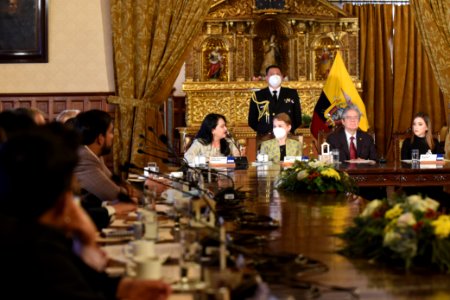 Firma del Registro Único contra la Violencia, con la presencia de la ministra Alexandra Vela. 27-09-2021 (51524369706)
