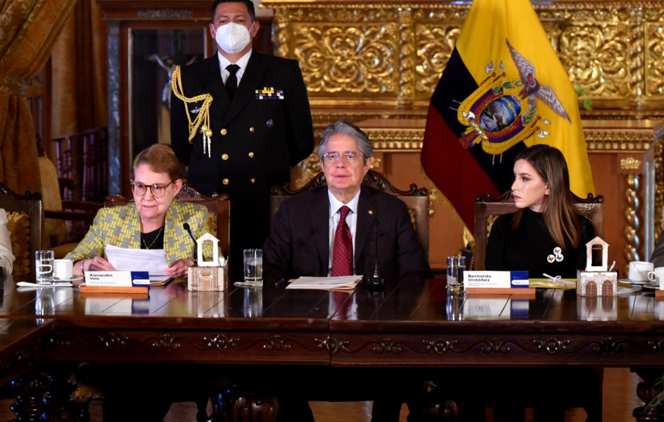 Firma del Registro Único contra la Violencia, con la presencia de la ministra Alexandra Vela. 27-09-2021 (51524607728) (cropped)