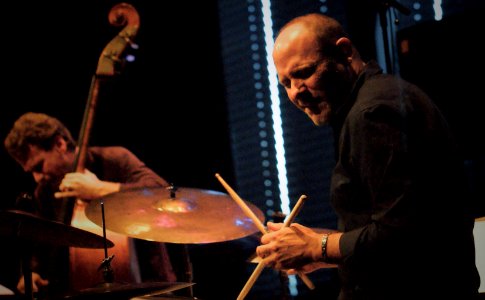 Fly Trio 17 juli 2010 BIM - Larry Grenadier & Jeff Ballard (50698948863)