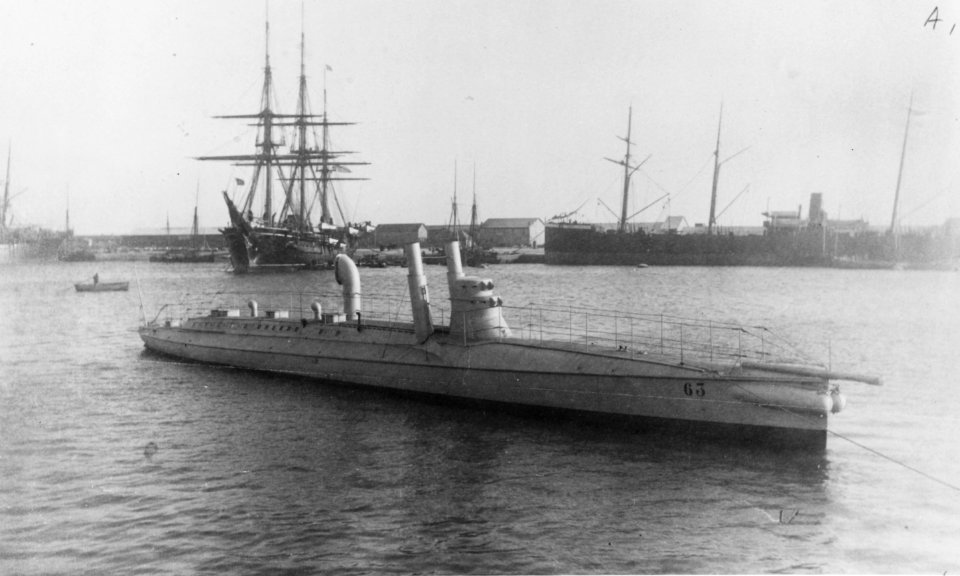 French torpedo boat, No-63 at Toulon where she served in a coast defense role from 1884-1895 (50790737571)