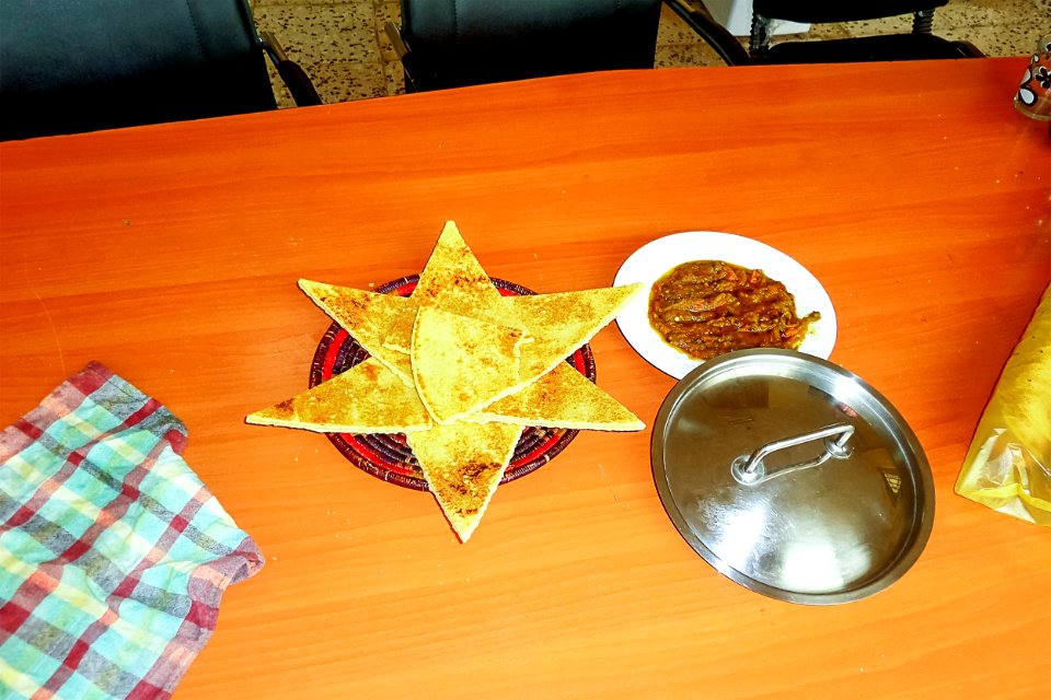 Ftir et Chlita فطير و شليطة (31165226620)
