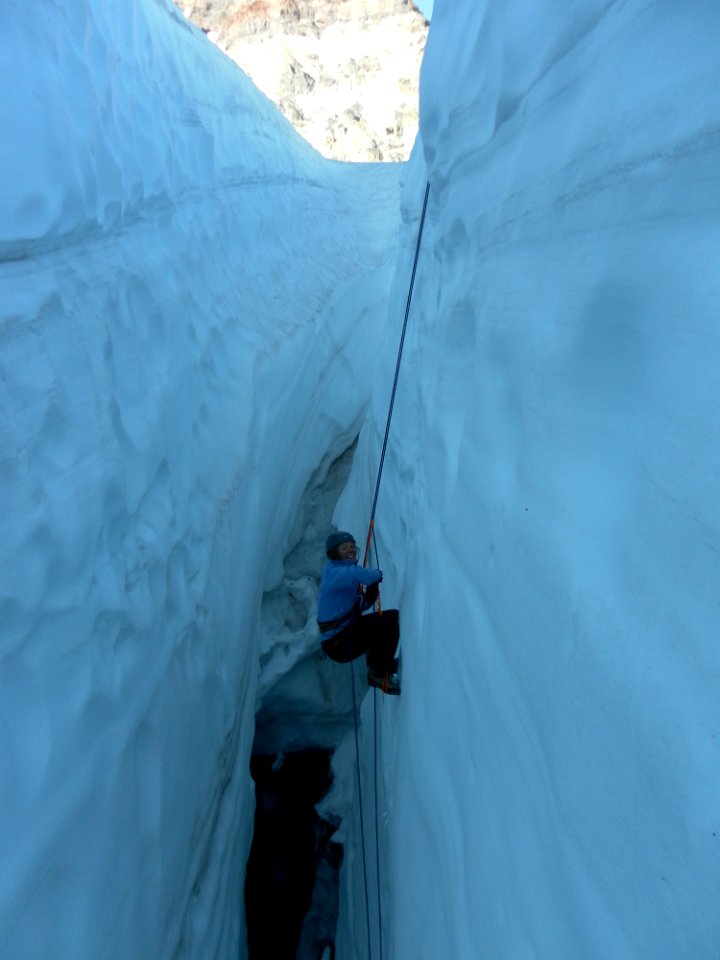 Glacier Features Crevasse, Mount Rainier National Park (29731354790)
