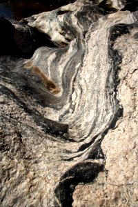 Gneiss Rock Wavy Formation (24527795277)