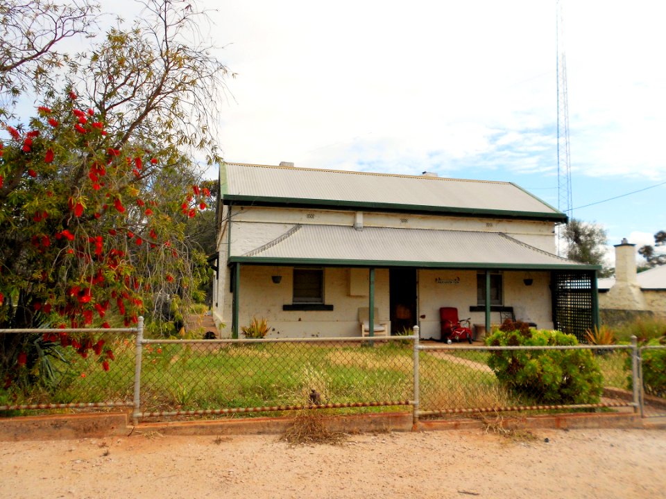 Great-Grandparents' house (39742175042)