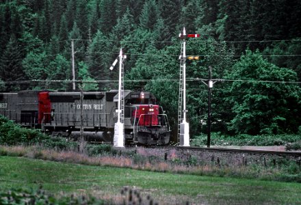 Helpers SSW 8965, 9285, and 9381 passing Semaphore 6166 near Comstock, OR on July 20, 1982 (32985244372) photo