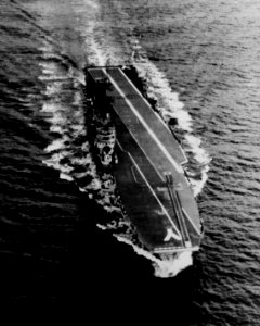 HMAS Melbourne, Ex HMS Majestic in December 1955. (50959674846)