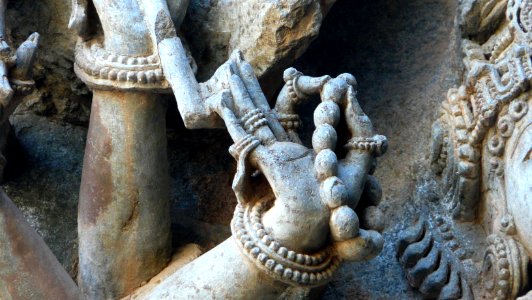 Hoysaleswara Temple sculpture (51057095936) photo