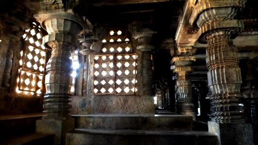 Hoysaleswara Temple interior (51057176547) photo