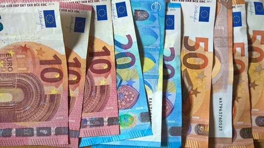 Banknote cash and cash equivalents euro notes