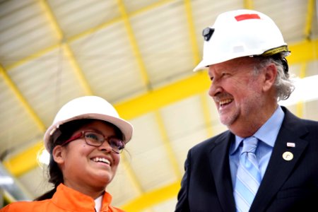 INAUGURACIÓN EDIFICIO TALLERES Y FIRMA CONVENIO EMPRESAS Y COLEGIO DON BOSCO DE CALAMA (42671060441)