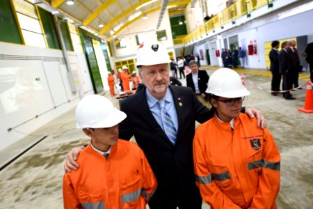 INAUGURACIÓN EDIFICIO TALLERES Y FIRMA CONVENIO EMPRESAS Y COLEGIO DON BOSCO DE CALAMA (27802828047)