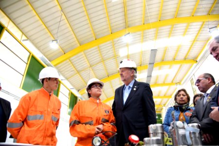 INAUGURACIÓN EDIFICIO TALLERES Y FIRMA CONVENIO EMPRESAS Y COLEGIO DON BOSCO DE CALAMA (27802830287)
