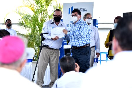 Inauguran hospital para atender pacientes con COVID-19 en Escuintla, 20200902 JKM 8525 (50299556763)