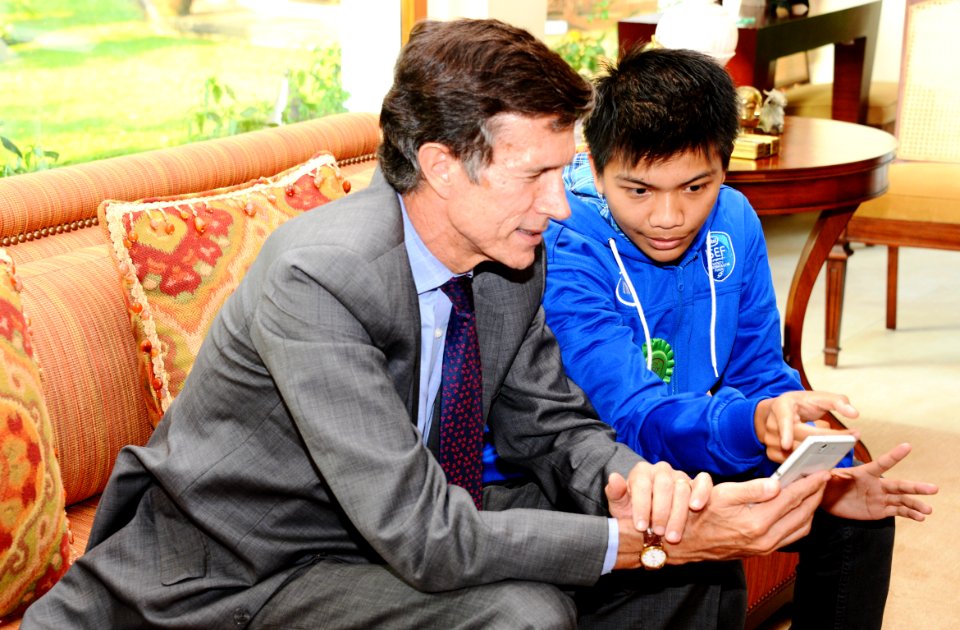Indonesian STEM Students Return from U.S. Science Competition (17849636855)