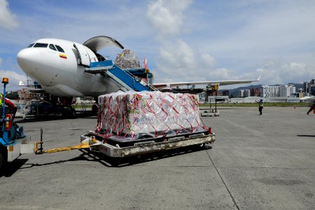 Ingreso de 700 mil dosis de Sputnik V del segundo componente 20210919 MG VACUNAS SPUTNIK 0012 (51492894262)