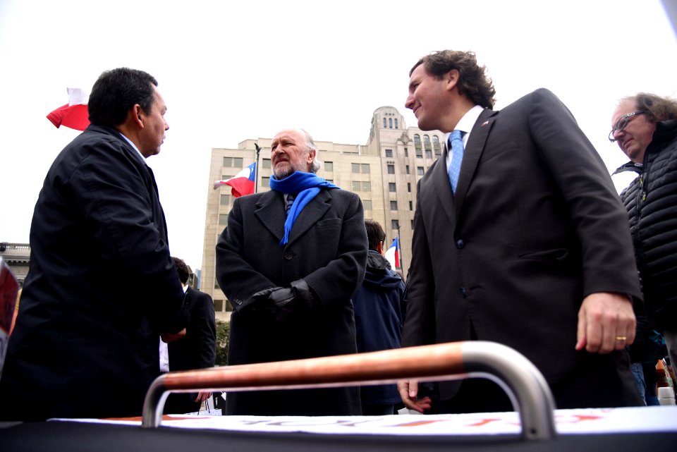 INTERVENCIÓN URBANA DE MINERÍA EN LA PLAZA DE LA CONSTITUCIÓN (30585418648)