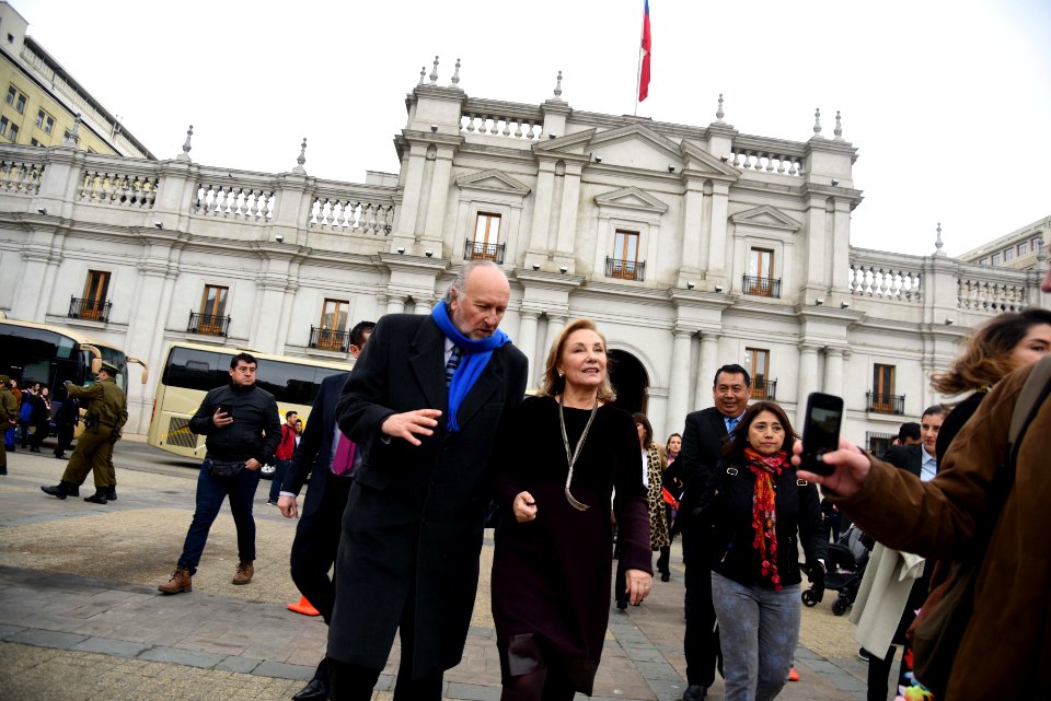 INTERVENCIÓN URBANA DE MINERÍA EN LA PLAZA DE LA CONSTITUCIÓN (30585418318)